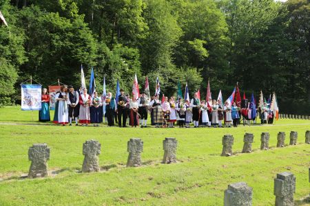Bekenntnis zum Frieden im Tal des Friedens bei Wewelsburg